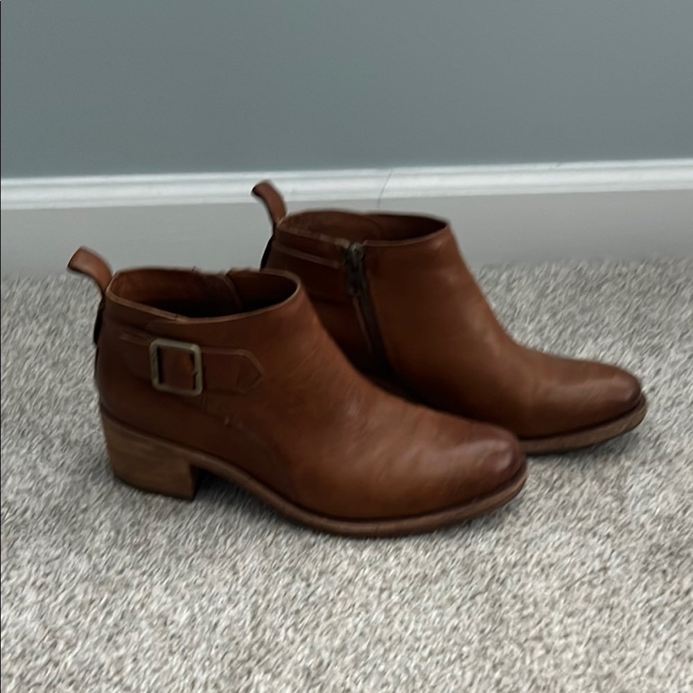 Korkease Booties